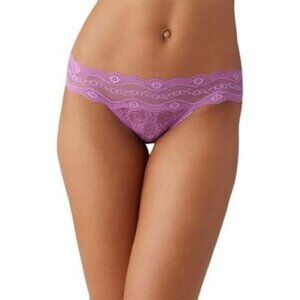 B.tempt'd by Wacoal Women's Lace Kiss Bikini Panty in Purple 978182 Size Large